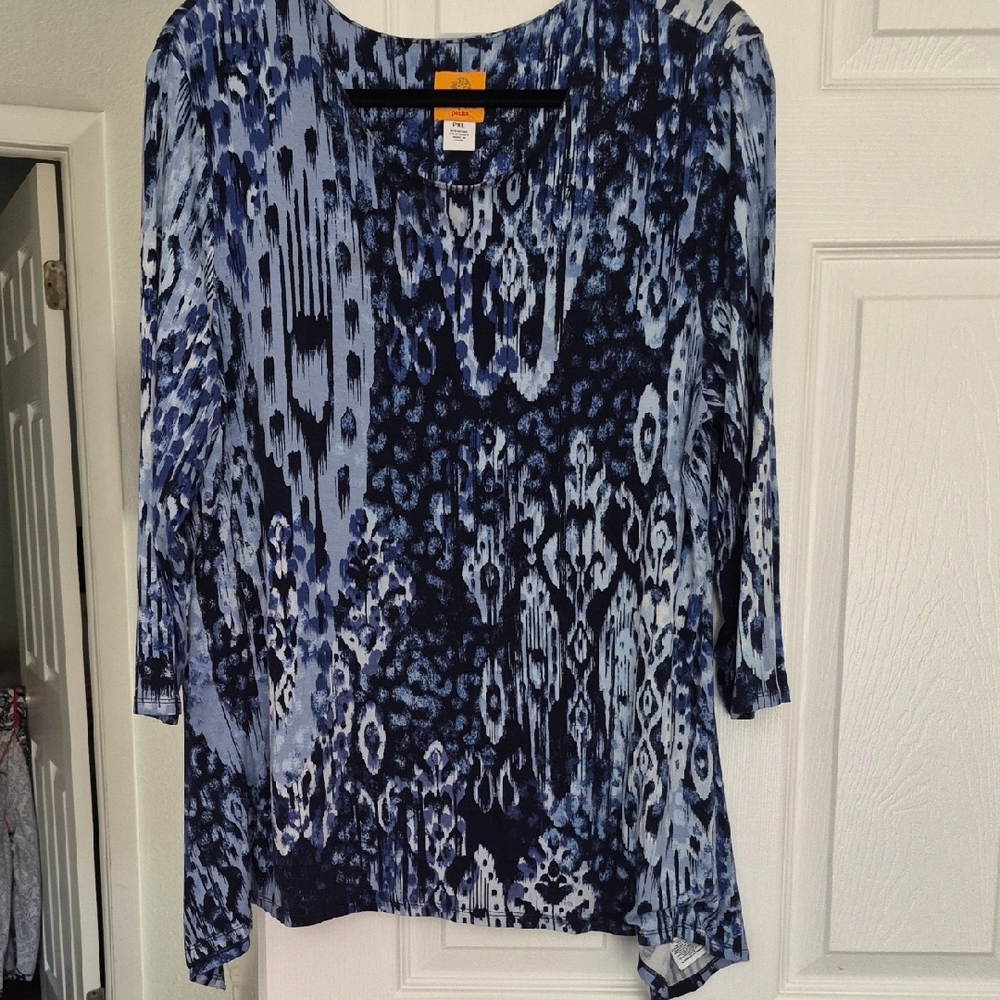 RUBY RD Stylish Blue Patterned Women's Tunic 3/4 Sleeve Top (PXL)